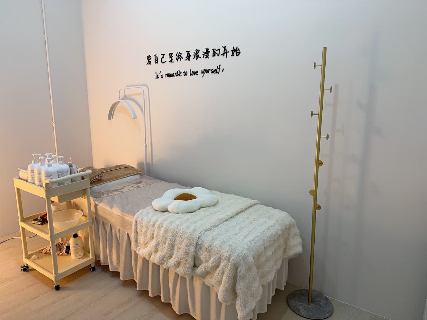 Lumiea Skin Studio | Acne Treatment & Facial JB