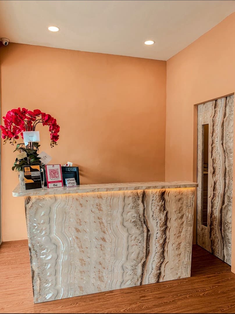 Xenia Hair Studio 3