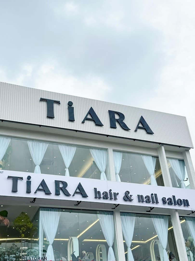 Tiara hair and nail Salon