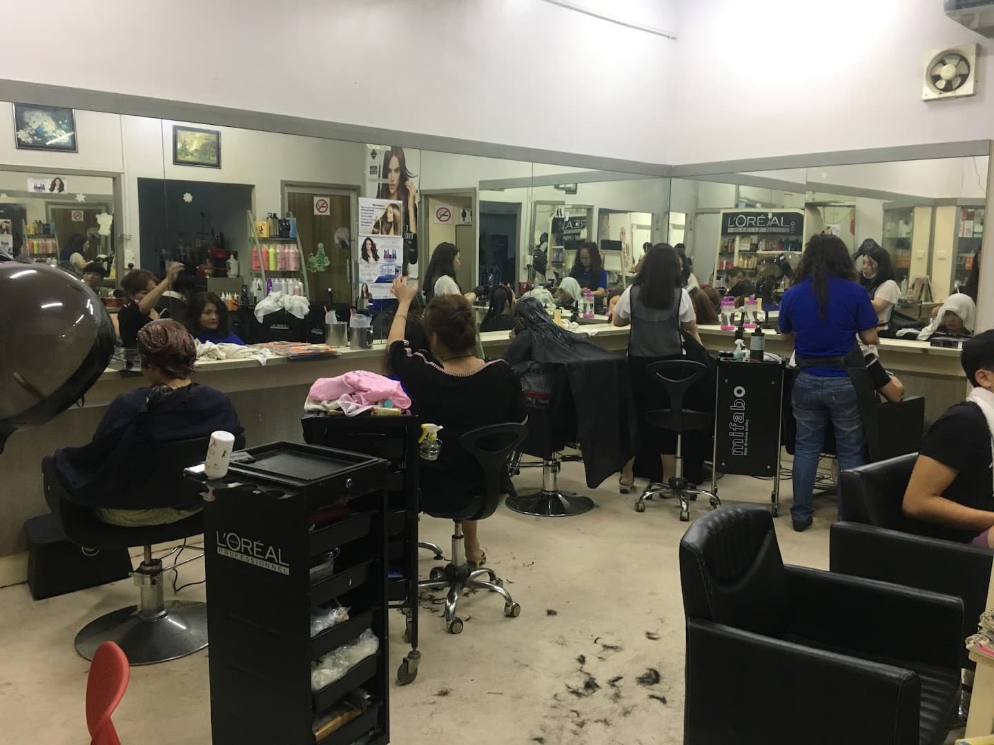Joyces Hair Saloon 2