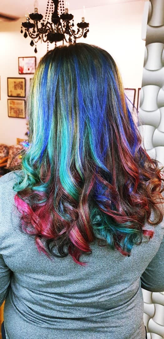 Angel's Hair Beauty Studio 3