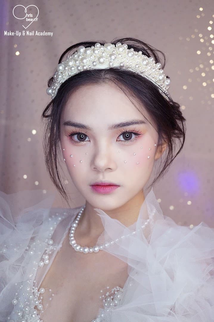 Chris Beauty Makeup & Nails 新山美甲化妆