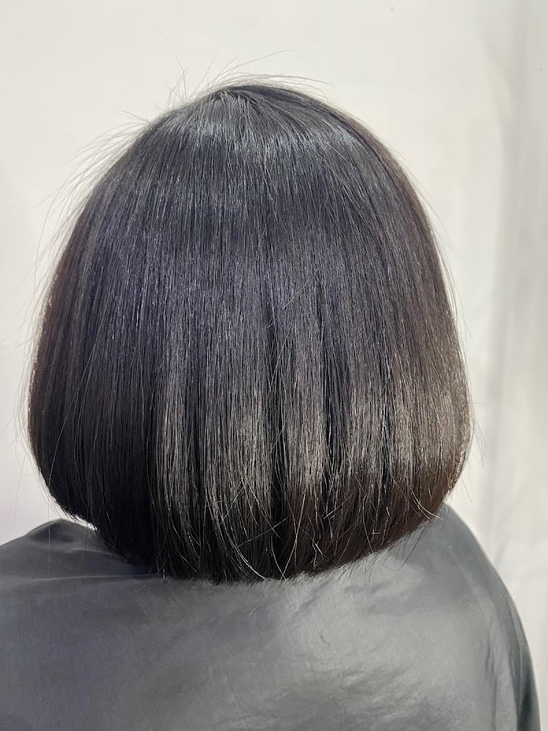 LASIKIN Ladies salon & Nails 2