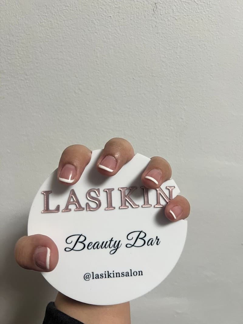 LASIKIN Ladies salon & Nails 4
