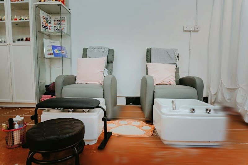 See Shine Nail Studio