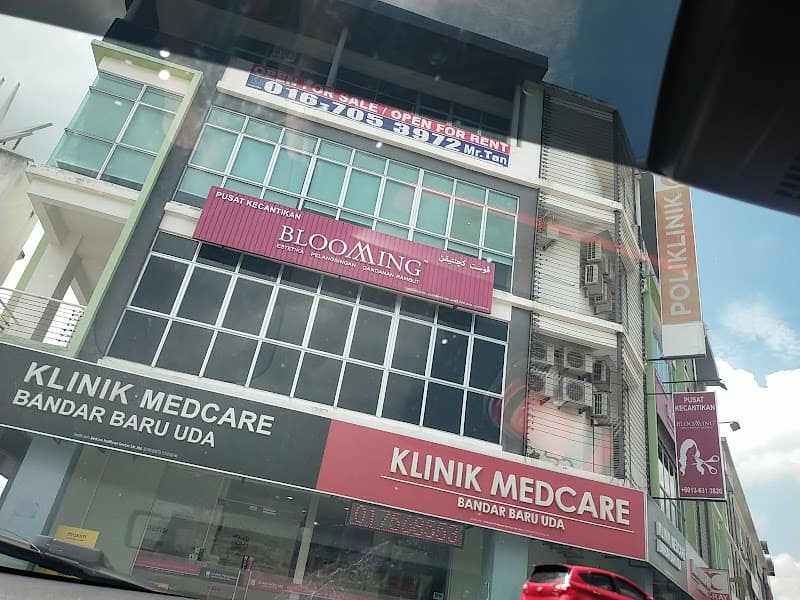 BLOOMING JOHOR AESTHETIC & BEAUTY CENTRE 3