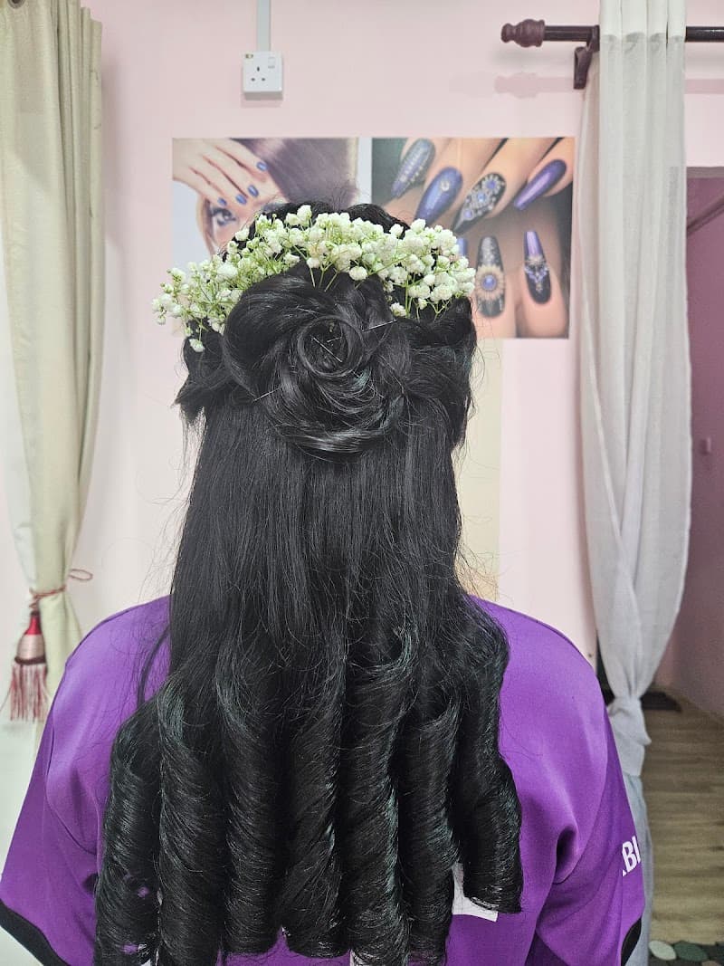 3 Roses Beauty & Hair Salon 5
