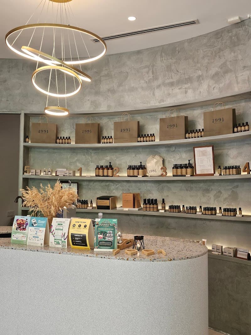 1991 Skincare Personal Wellness Group 1