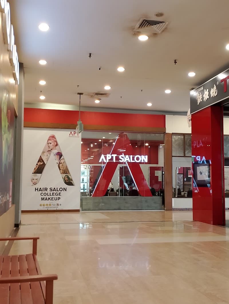 APT Hair Salon Kepong Metro Prima | Best Hair Salon In Kepong | Professional Hair Courses 1