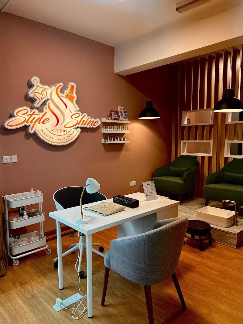Style & Shine Studio 2