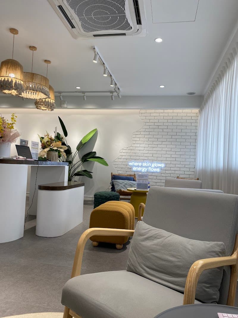 Bare Skin Facial + Laser Bar (TTDI) 4