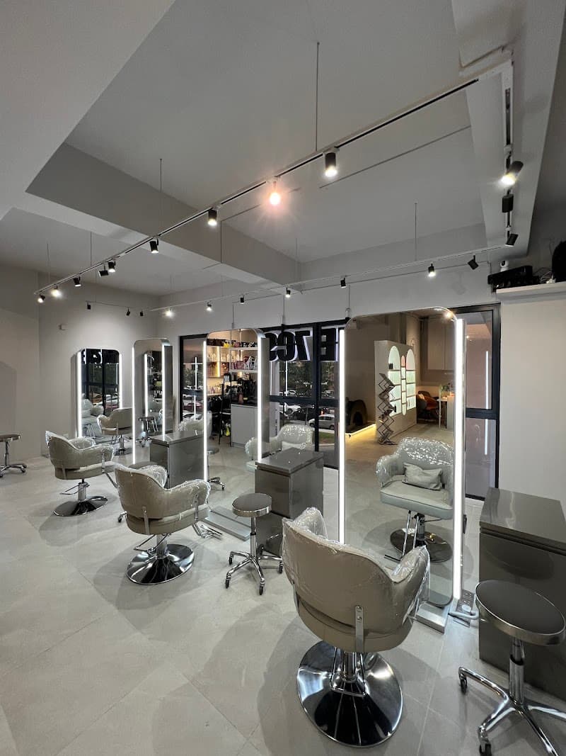The 7Cs Hair Salon 3