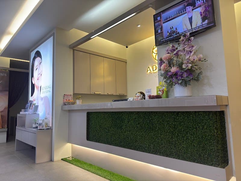 Adonis Beauty - Sungei Wang 1