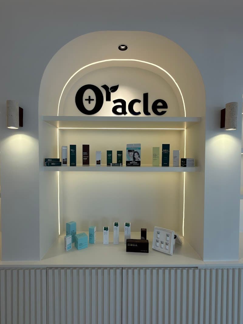 Oracle Aesthetic Partner With JE Glow 3