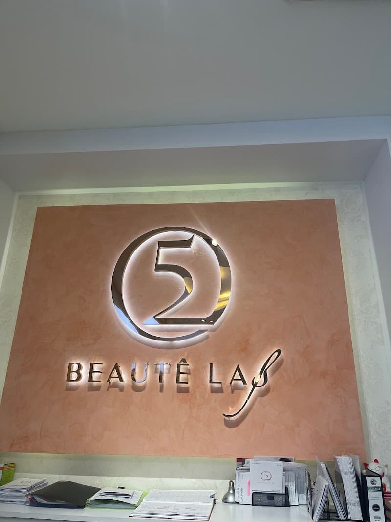 520 BEAUTÊ LAB The Waterfront @ Parkcity 3