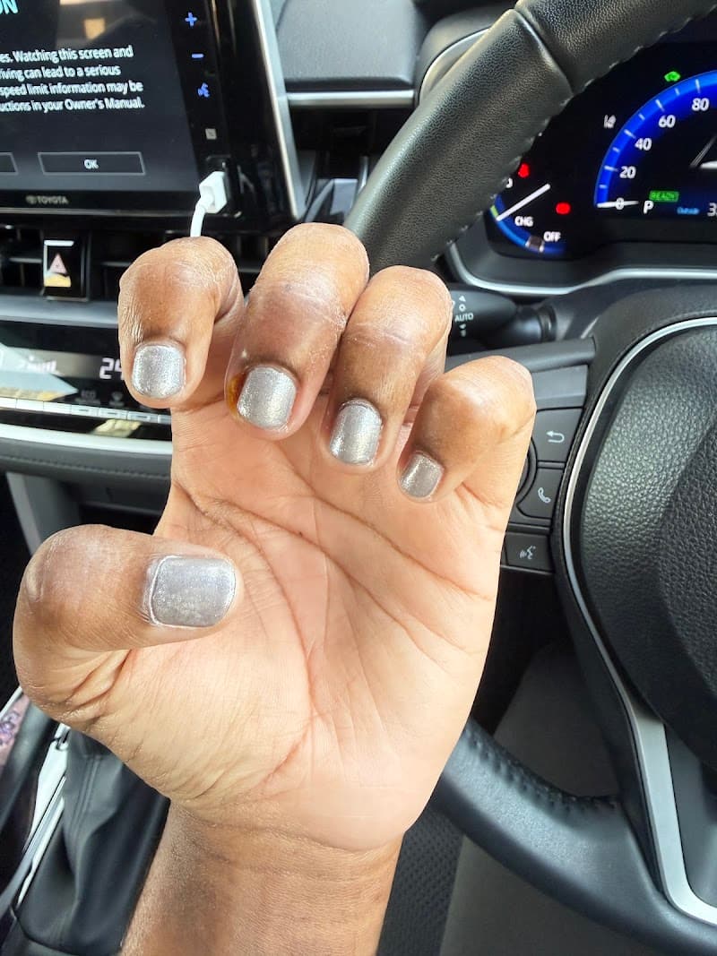 Unique Nail Studio 1