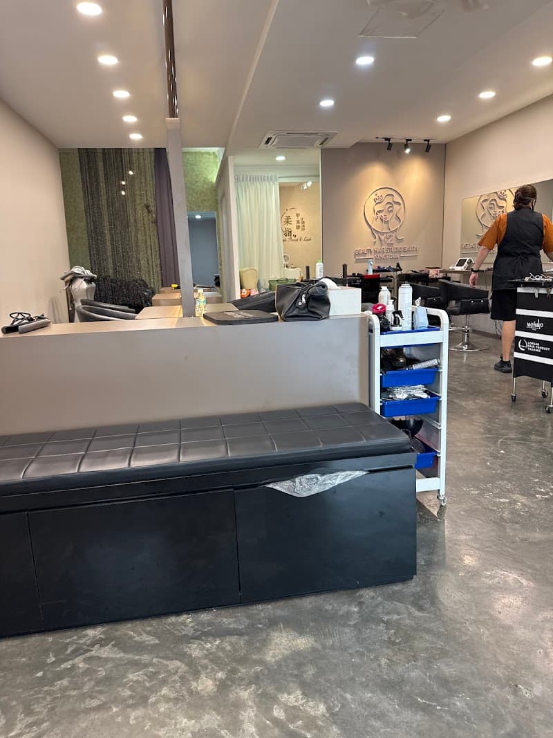Y 2 Beauty Hair Studio 2