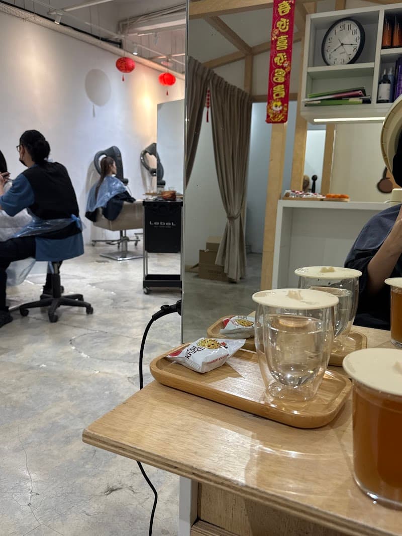 Mikka Hair Studio 5