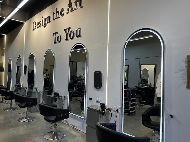 Art Two U Saloon 2