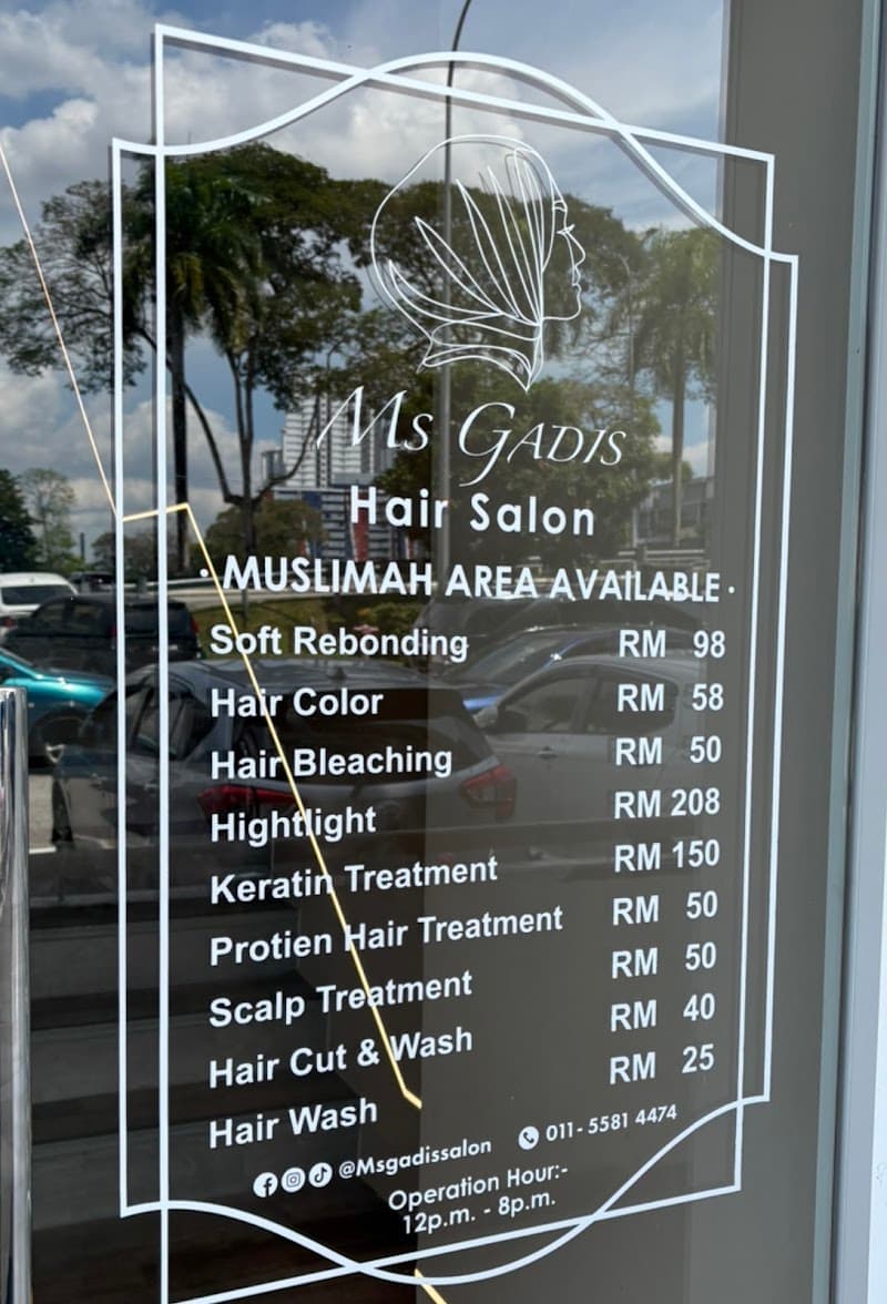 ms gadis salon larkin 2