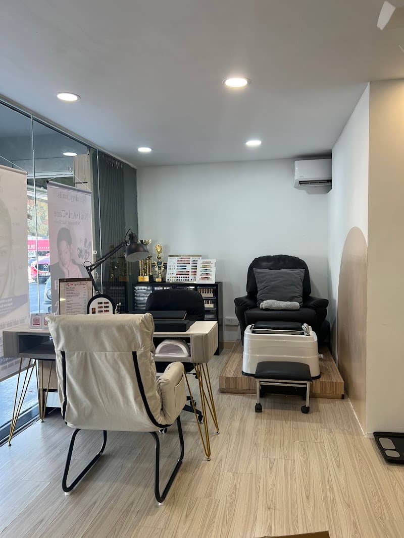 Rubyy Nails Studio 4