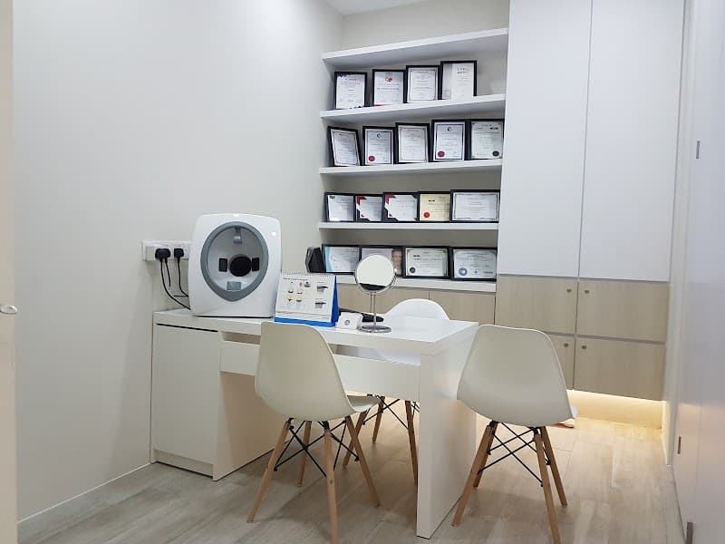 THE LUSH CLINIC @ Mont Kiara 5