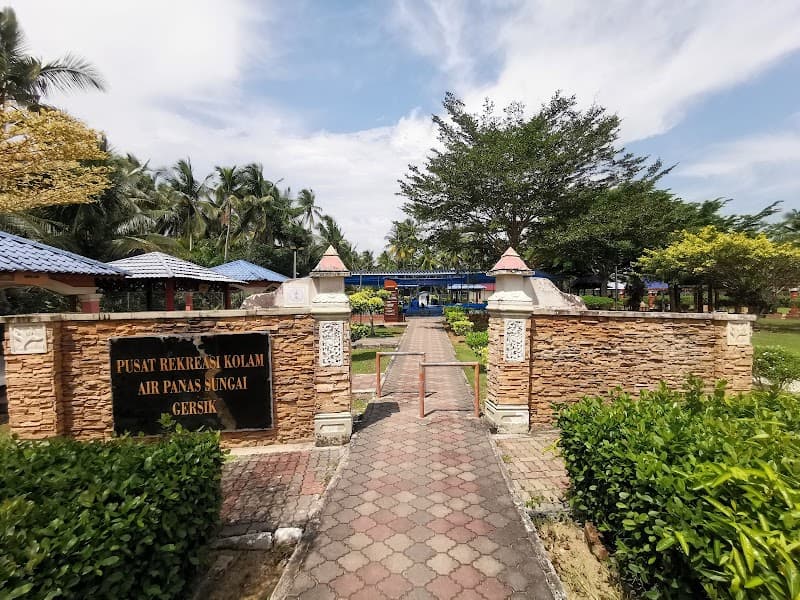 Sungai Gersik Hot Spring 3