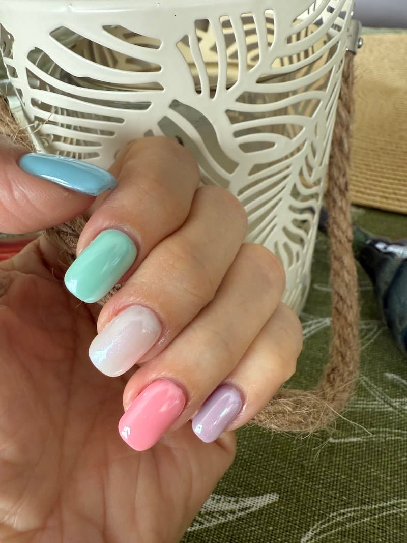 Modern Nails Studio 2