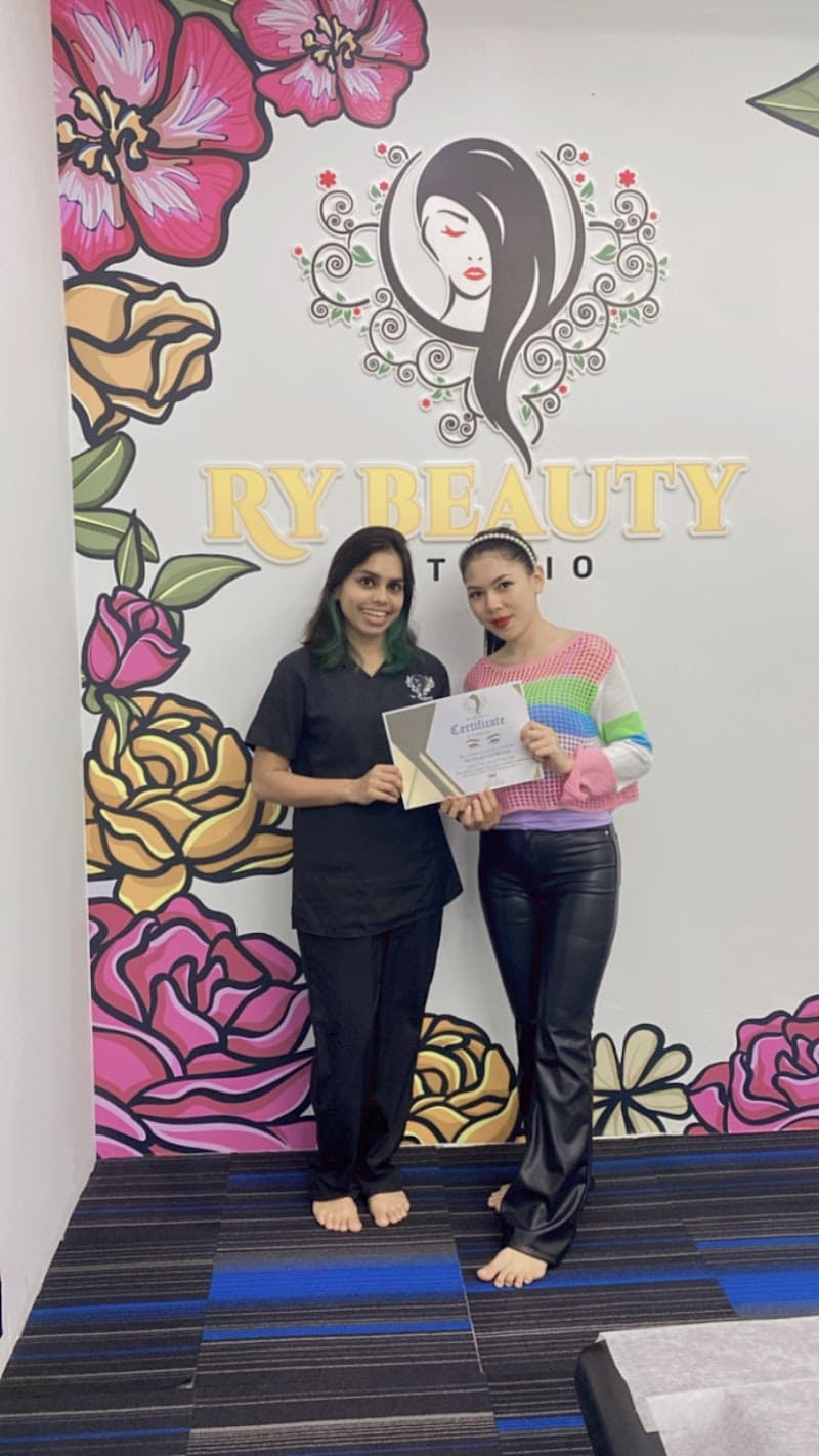 Ry Beauty studio 3