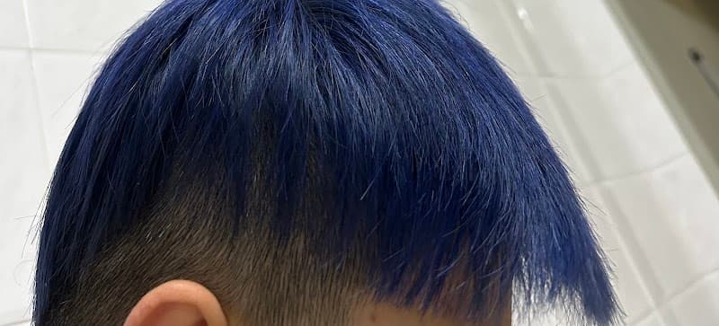 Super Cut Unisex Hair & Beauty Saloon 3