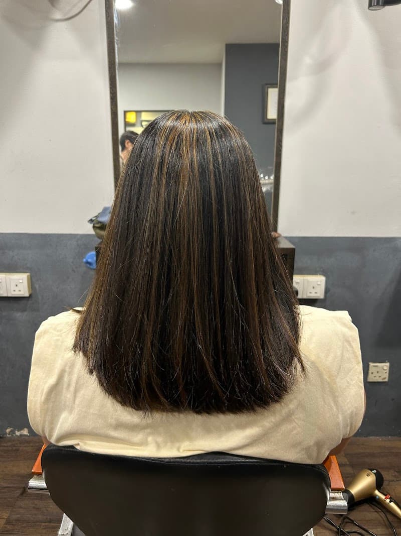 Super Cut Unisex Hair & Beauty Saloon 4