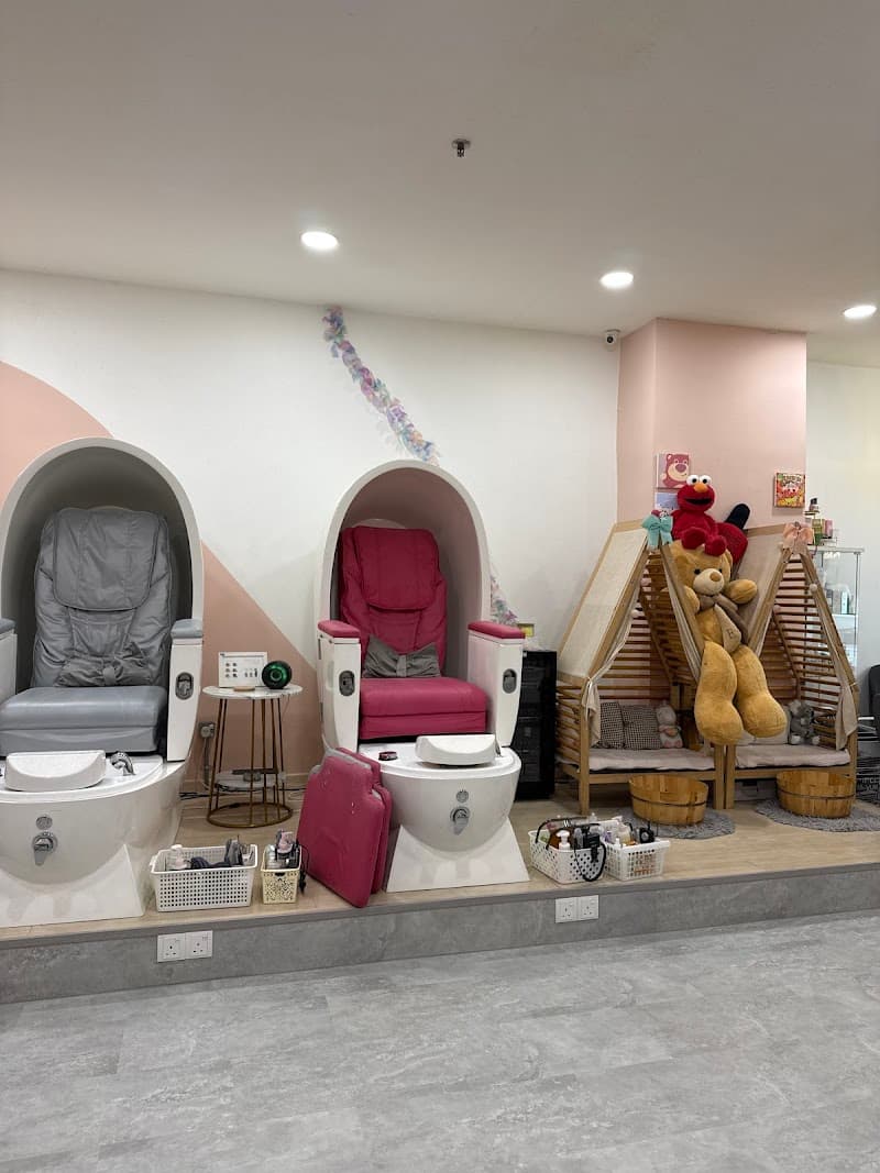 NaiLash ParadigmMall JB 1