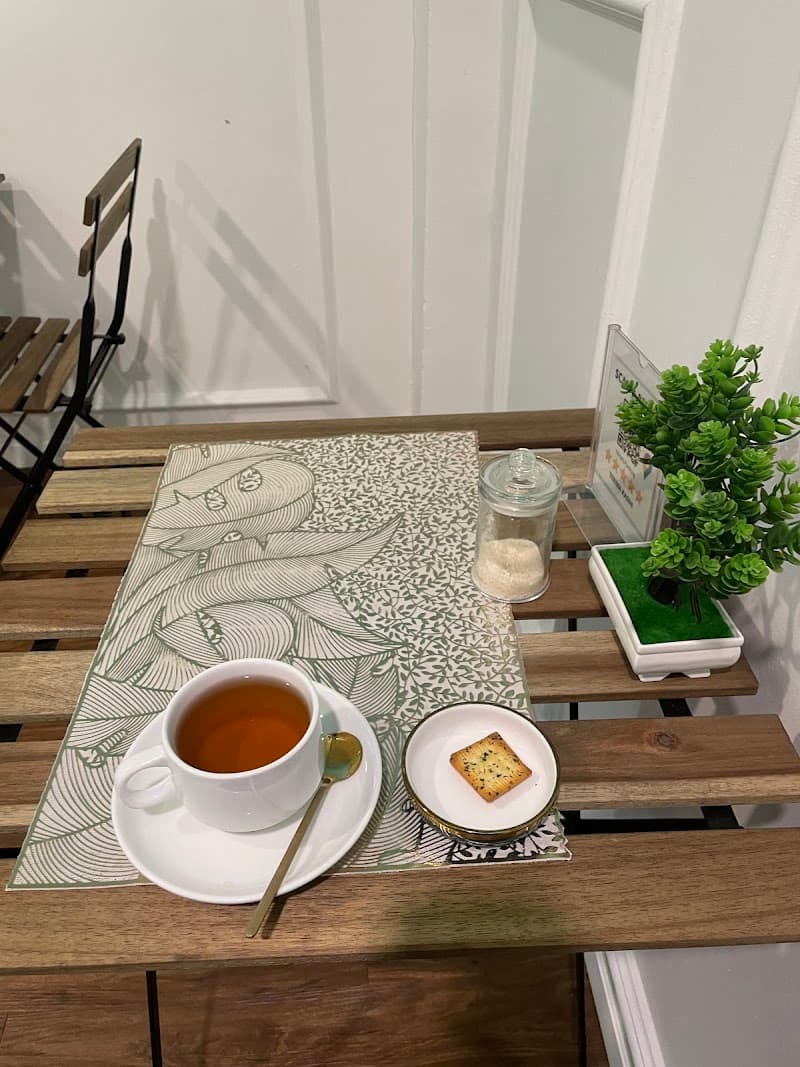 Narqes Puchong • Medispa 1
