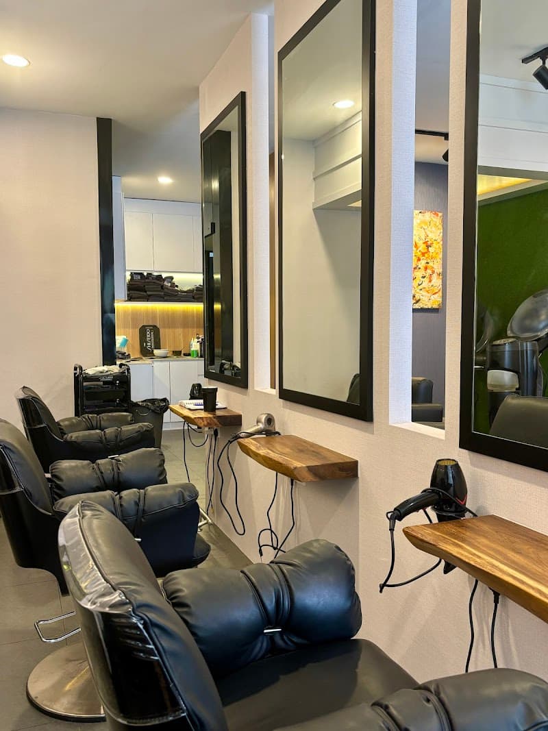 Royal Fansco Salon 3