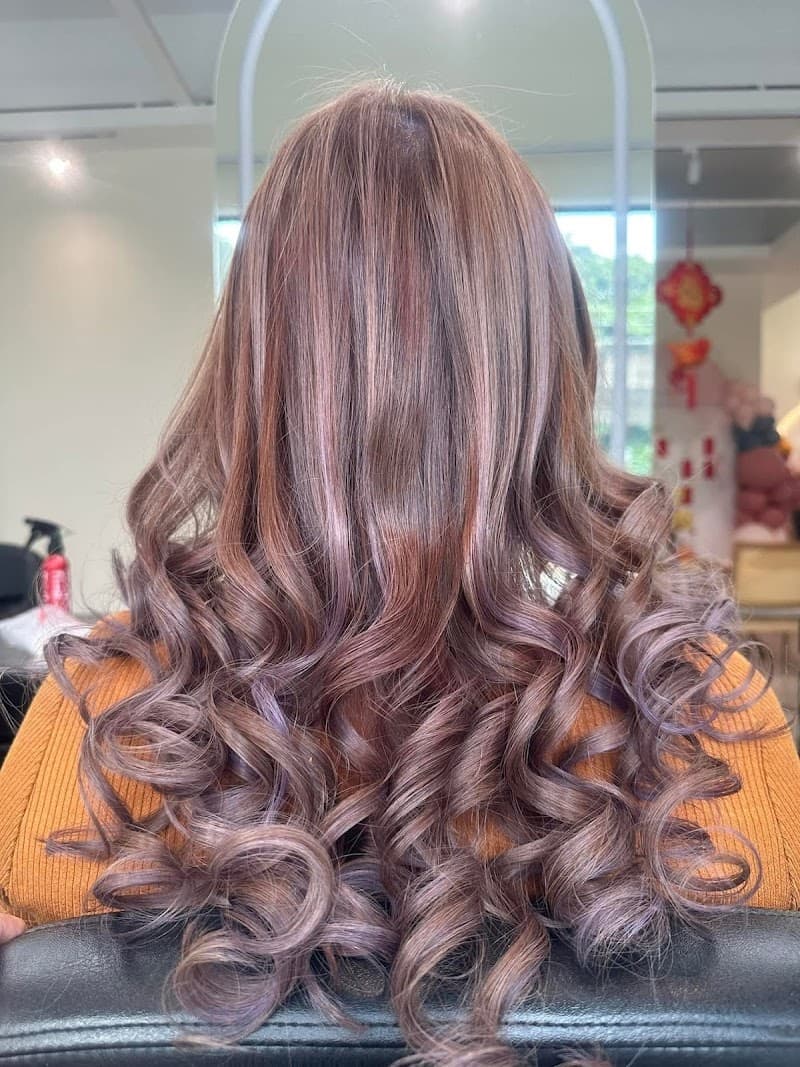 RU XI XING BEAUTY & HAIR SALON 4