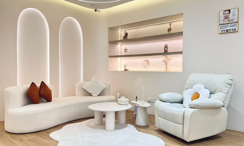 Beauty Luxury Aesthetic Permas City 1