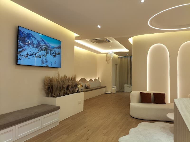 Beauty Luxury Aesthetic Permas City 3