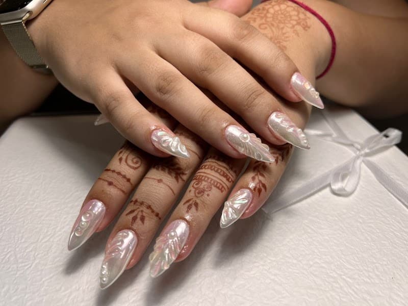 Sisters Nail & Beauty - CTS 1