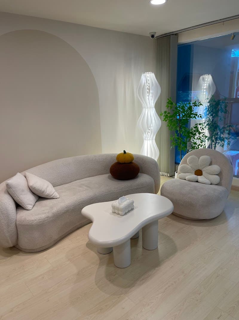 PureLuxe Beauty Uptown Damansara