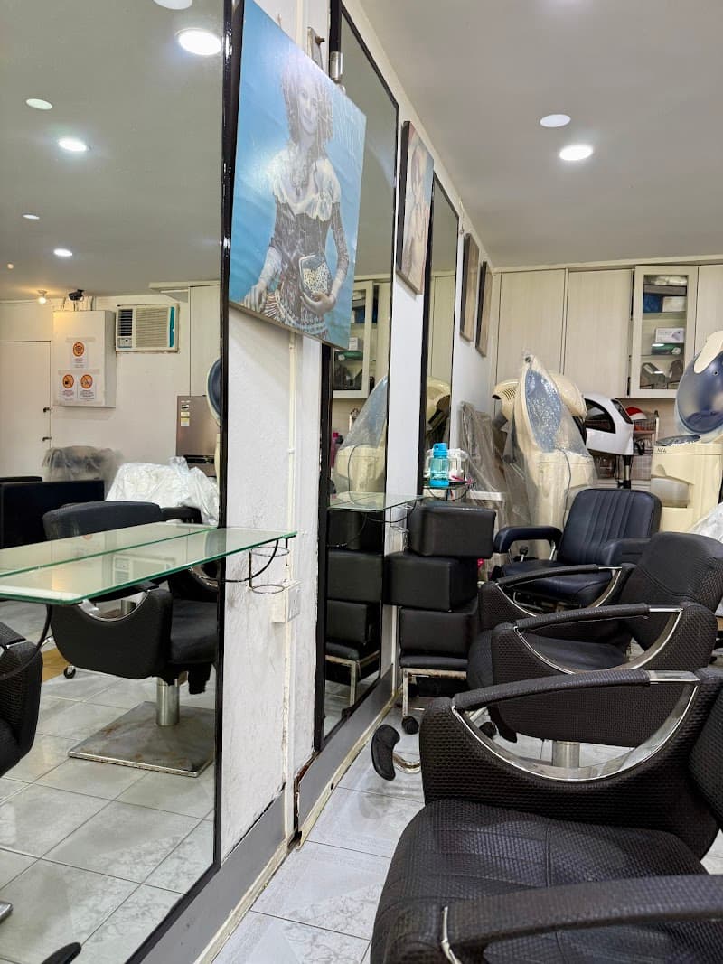 Monica Hair & Beauty (unisex) Salon 2