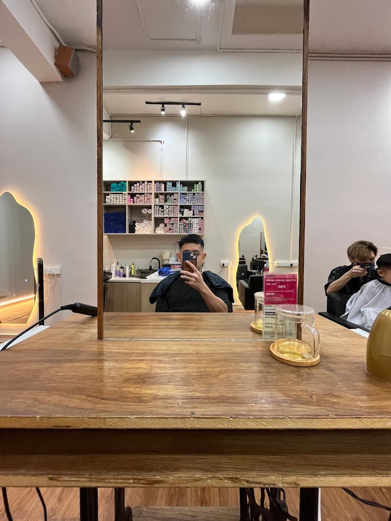 Elements Hair Salon 3