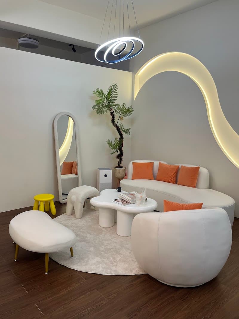DERMIQUE Kepong | Redhaus Beauty Therapy 1