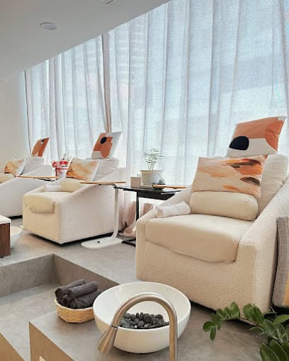 Namaste Nails & Spa