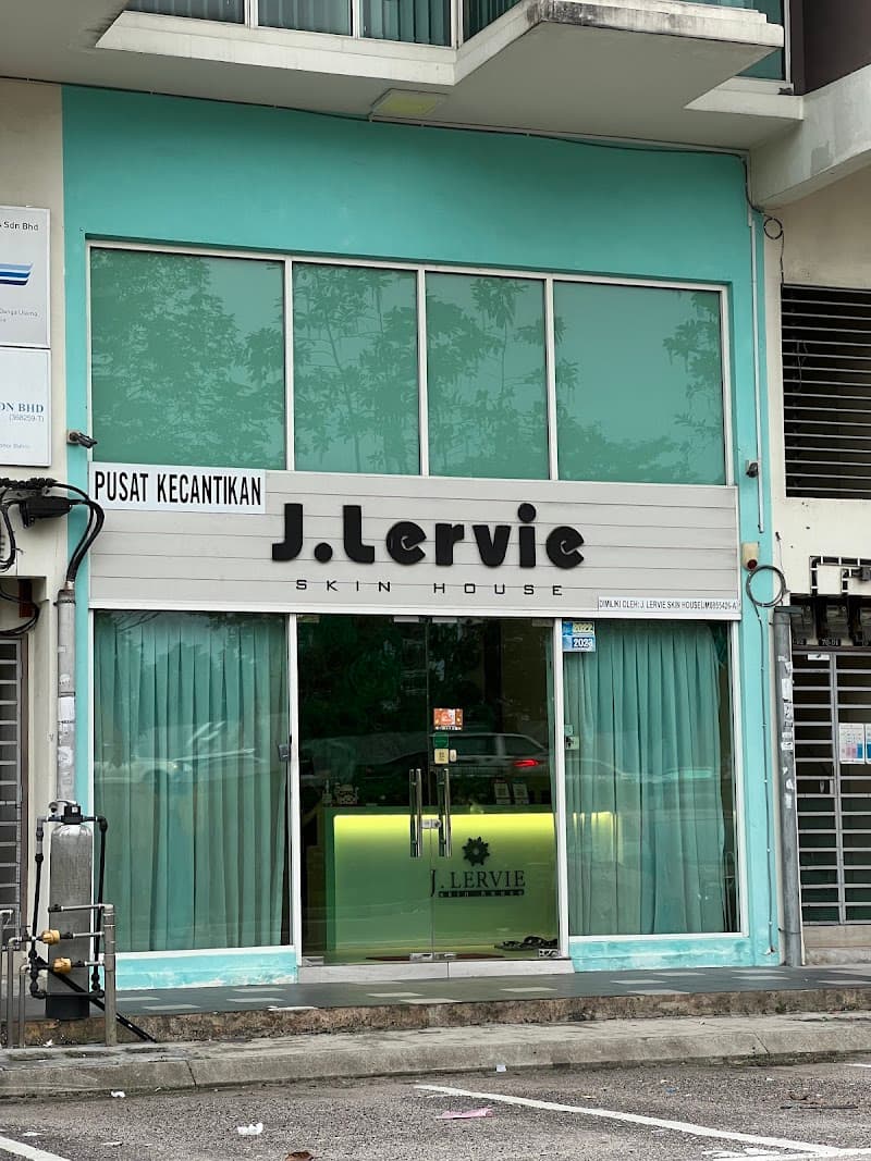 J.Lervie Skin House 2