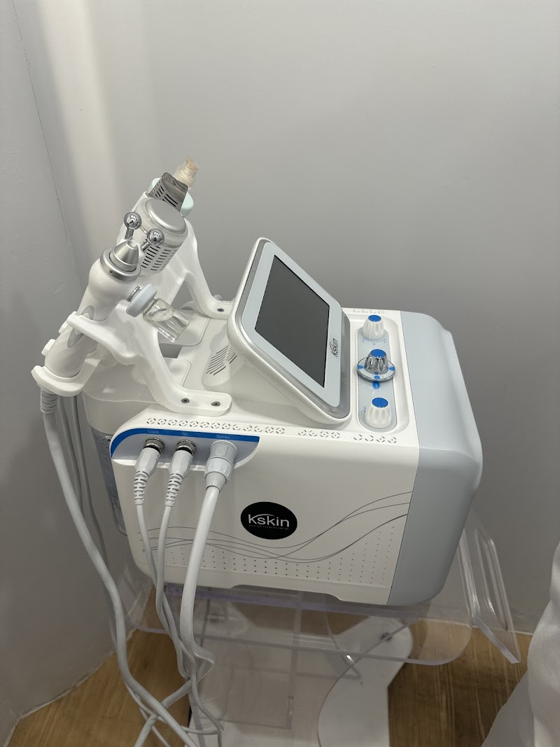 Kskin Korean Express Facial Avenue K KLCC corridor 韩系面护 吉隆坡市中心