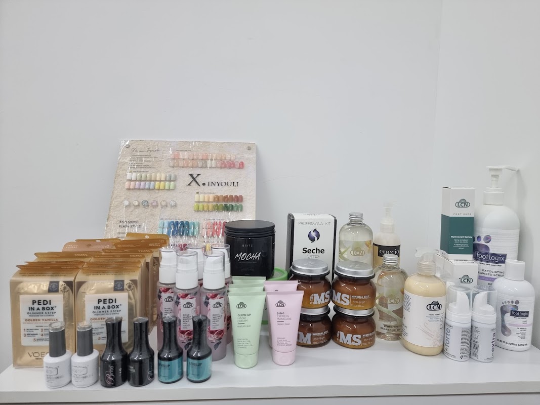 Youni Nails Spa Sutera JB — Sutera Utama区SPA式美甲护理